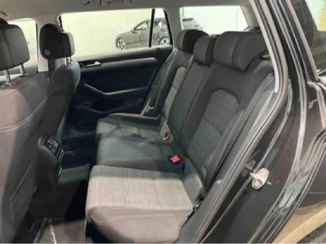 Volkswagen Passat 2.0 TDI Business DSG Variant