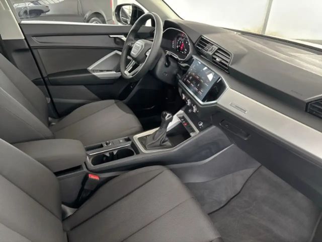 Audi Q3 35 TFSI S-Tronic