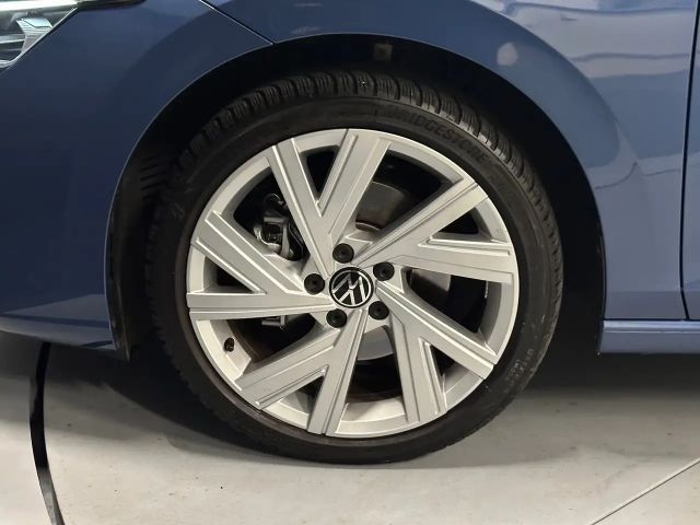 Volkswagen Golf 1.5 eTSI DSG