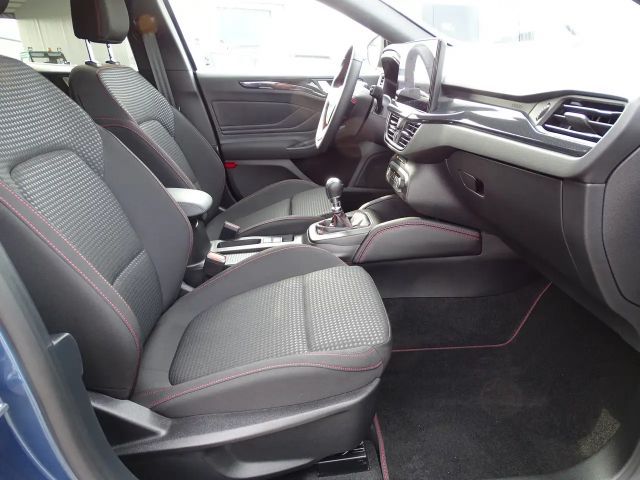 Ford Focus ST Line Wagon