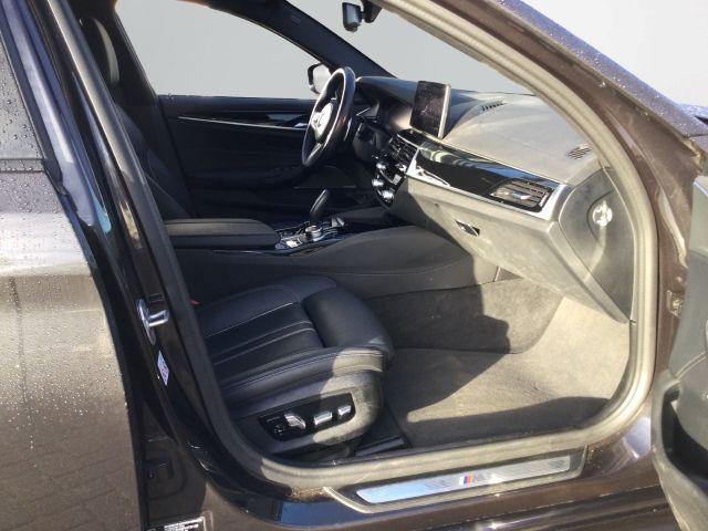 BMW 540 540i Touring xDrive