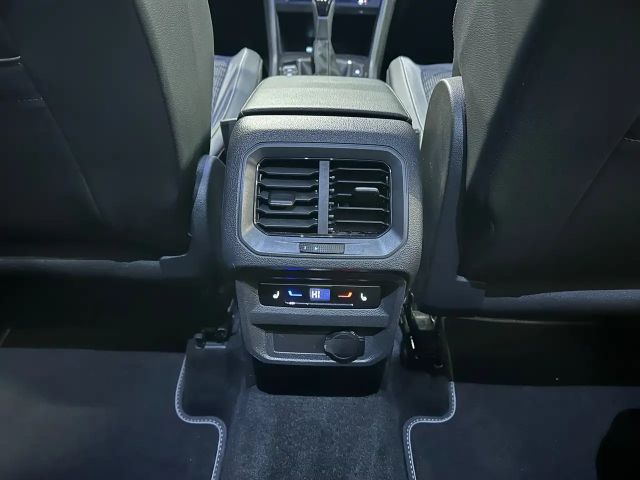 Volkswagen Tiguan 1.5 TSI DSG R-Line