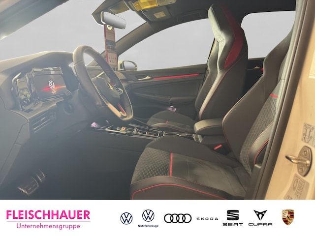 Volkswagen Golf 2.0 TSI Golf VIII