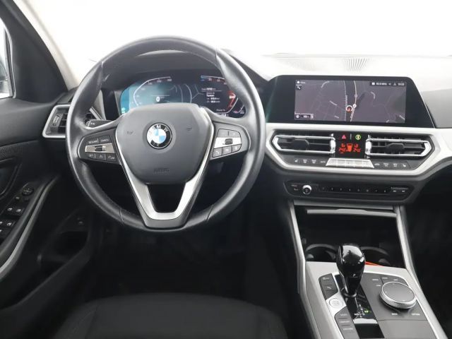 BMW 320 320d Touring xDrive