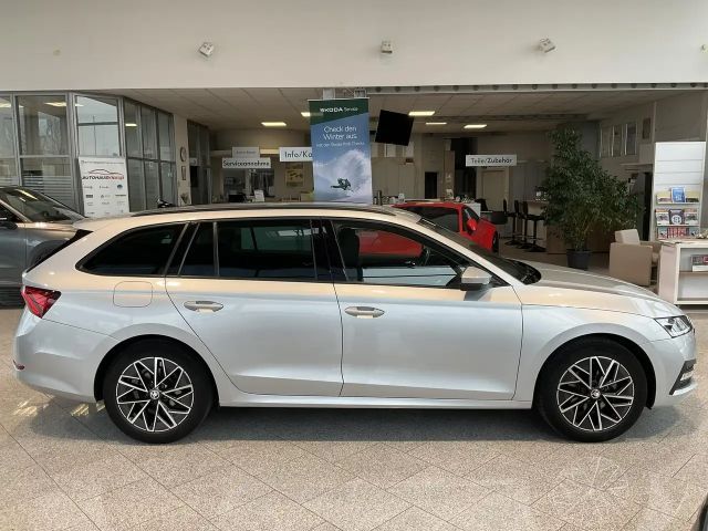 Skoda Octavia 1.5 TSI Ambition