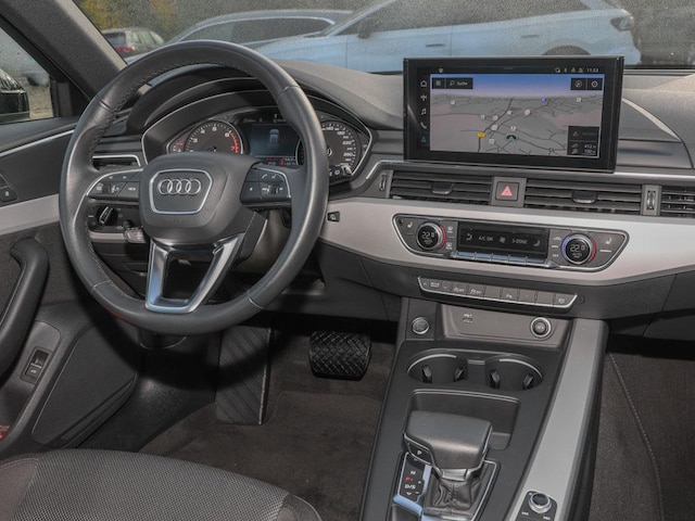 Audi A4 40 TFSI Avant S-Tronic