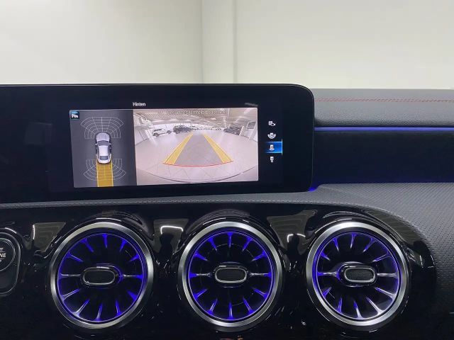 Mercedes-Benz CLA 220 AMG Line CLA 220 d Coupé