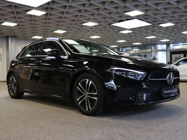 Mercedes-Benz A 180 Progressive