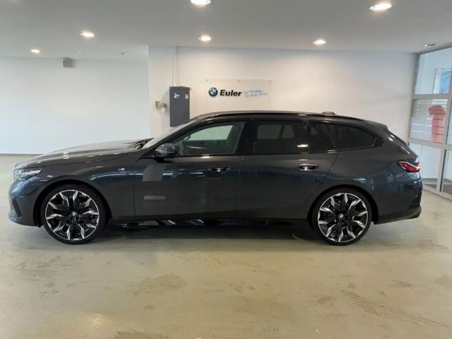 BMW 520 520i M-Sport Touring