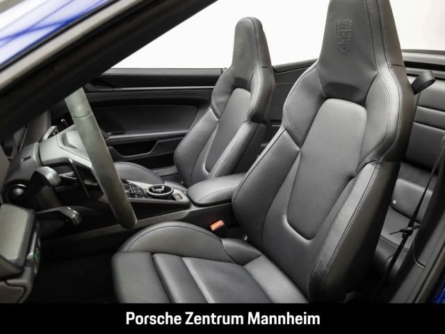 Porsche 992 Cabrio Carrera GTS