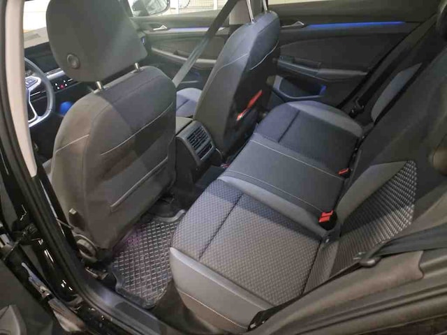 Volkswagen Golf 2.0 TDI DSG Golf VIII IQ.Drive