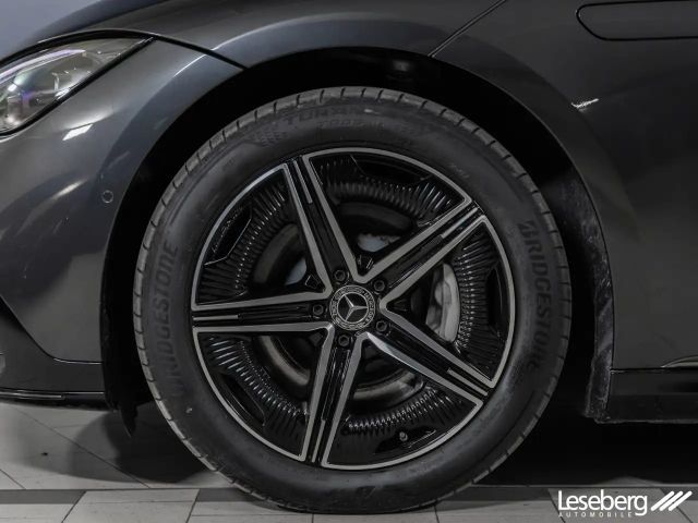 Mercedes-Benz EQE 350 4MATIC AMG Line Sedan