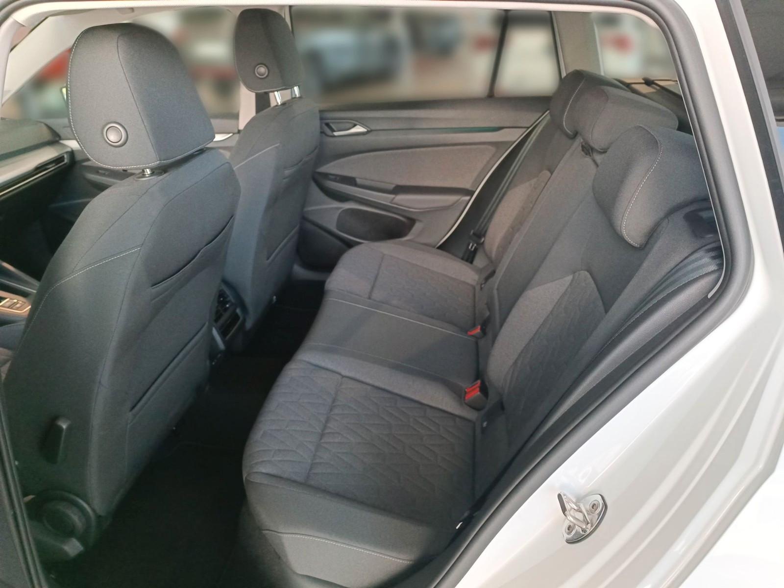 Volkswagen Golf 1.5 eTSI Golf VIII Variant