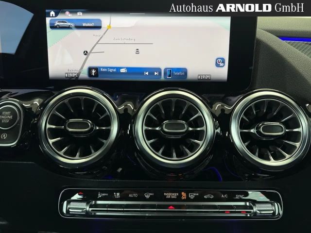 Mercedes-Benz B 200 AMG Line Sedan