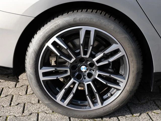 BMW 520 520i M-Sport Touring