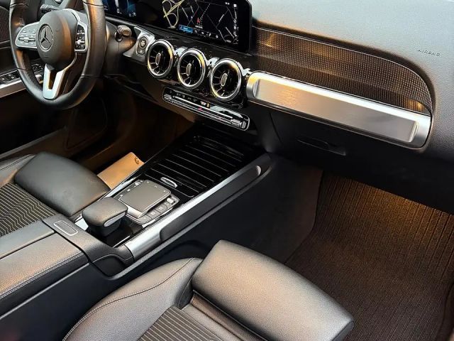 Mercedes-Benz GLB 200 GLB 200 d