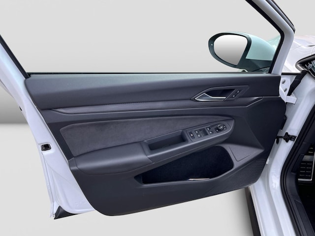 Volkswagen Golf 2.0 TSI GTI