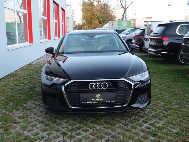 Audi A6 40 TDI S-Tronic Sedan