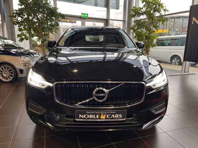 Volvo XC60 Momentum