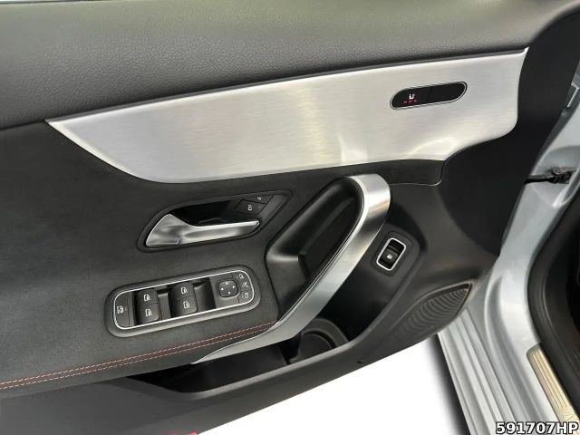 Mercedes-Benz A 250 AMG Line