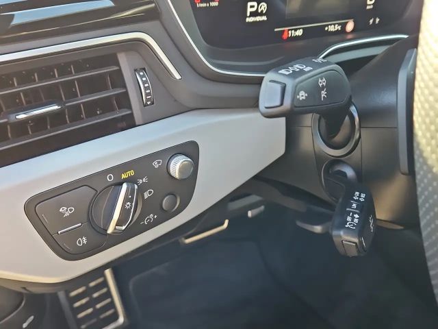 Audi A4 40 TFSI Avant S-Line S-Tronic