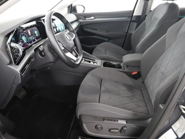 Volkswagen Golf DSG Style Variant