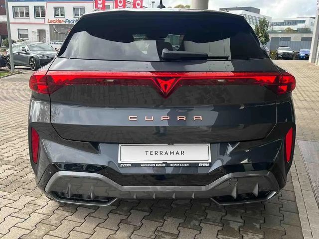 Cupra Terramar 1.5 e-Hybrid