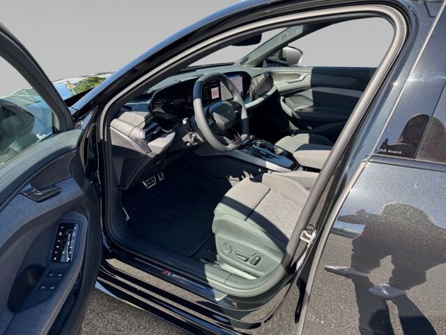 Audi A6 Avant Quattro S-Tronic