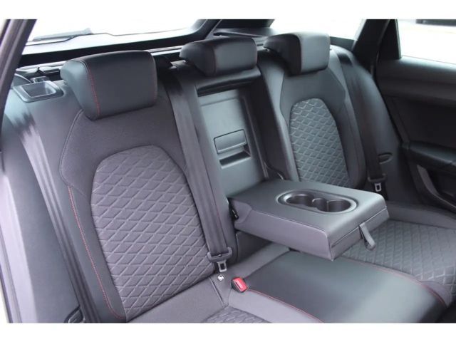 Seat Leon 2.0 TSI DSG FR-lijn Sportstourer