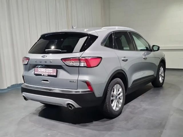 Ford Kuga AWD Hybrid Titanium X