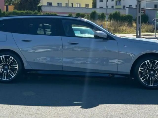 BMW 540 540d M-Sport Touring xDrive