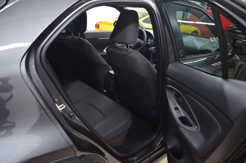 Toyota Yaris Cross 5-deurs Team D