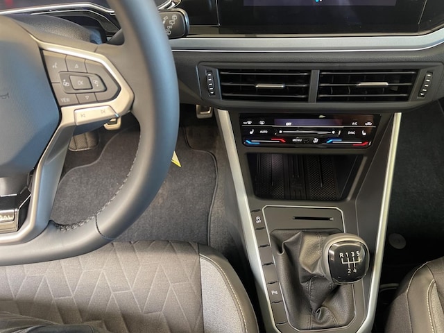 Volkswagen Polo 1.0 l 5-Gang IQLight Navi Virtual LED