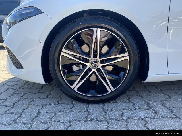 Mercedes-Benz A 180 Progressive