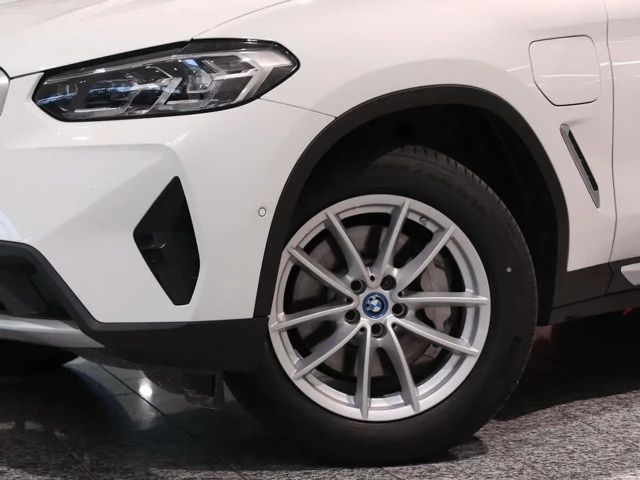BMW X3 xDrive30e