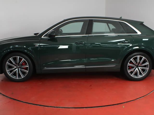 Audi Q8 55 TFSI S-Line
