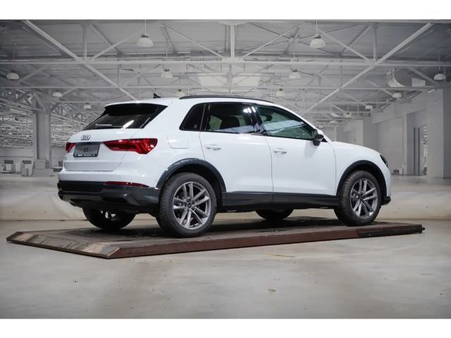 Audi Q3 35 TFSI S-Tronic