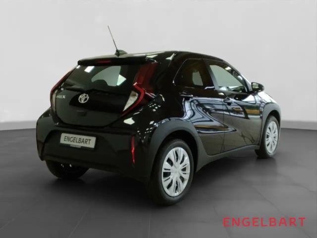 Toyota Aygo X 1.0 VVT-i Business Hatchback