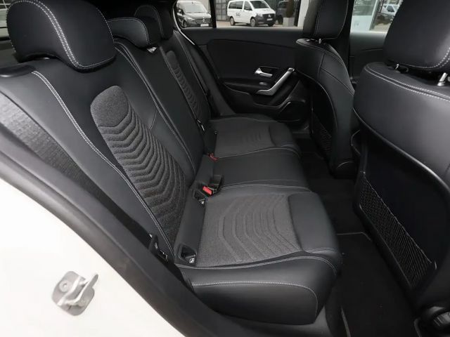 Mercedes-Benz A 180 Progressive