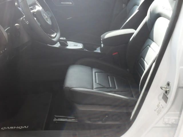 Nissan Qashqai N-Design | HeadUp | Panora. | 360°