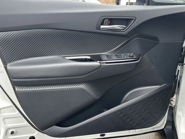 Toyota C-HR Hybride Team D