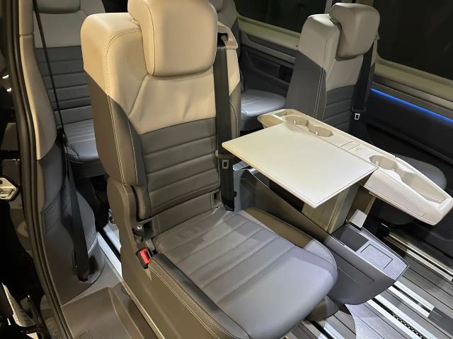 Volkswagen Multivan Lang Style T7