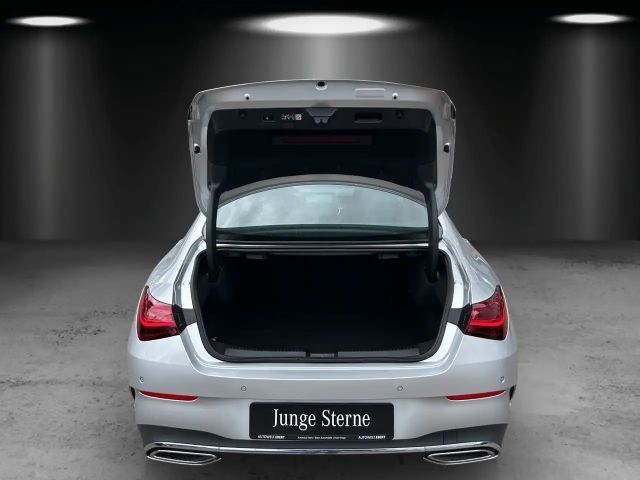 Mercedes-Benz CLA 180 AMG Line Coupé