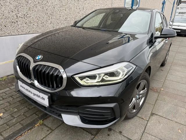 BMW 116 116d Sedan