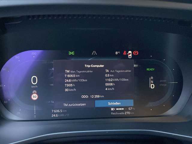 Volvo XC40 XC40 Navi LED Klima Standhzg Einparkhilfe el. Fenster