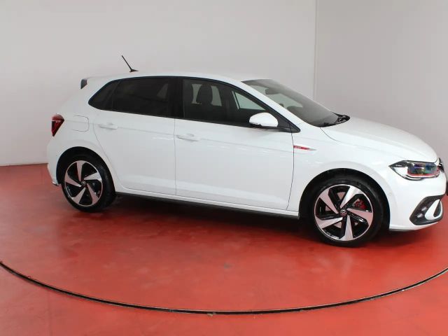 Volkswagen Polo 2.0 TSI DSG GTI