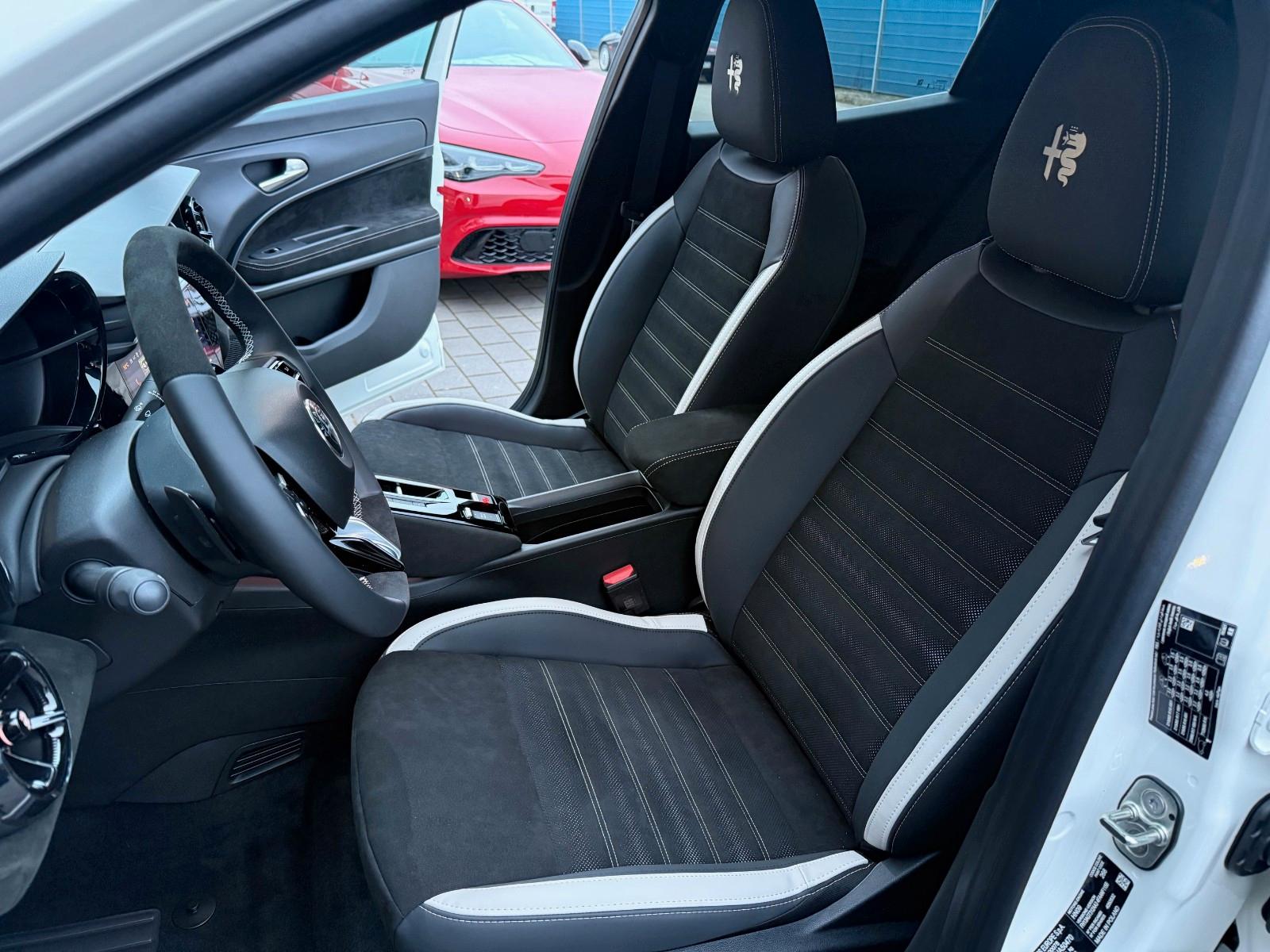 Alfa Romeo Junior Ibrida Speciale