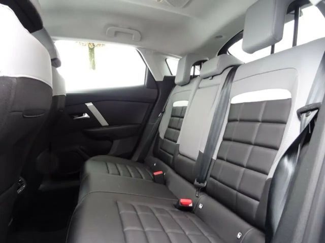 Citroën C4 Hybrid Max