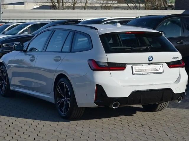 BMW 330 330e M-Sport Touring