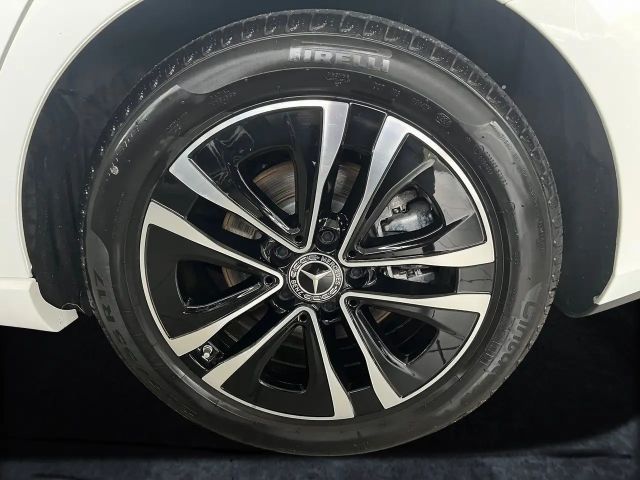 Mercedes-Benz B 200 Progressive Sedan